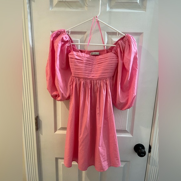 Abercrombie & Fitch Dresses & Skirts - Abercombie Emerson Dress in Pink NWT